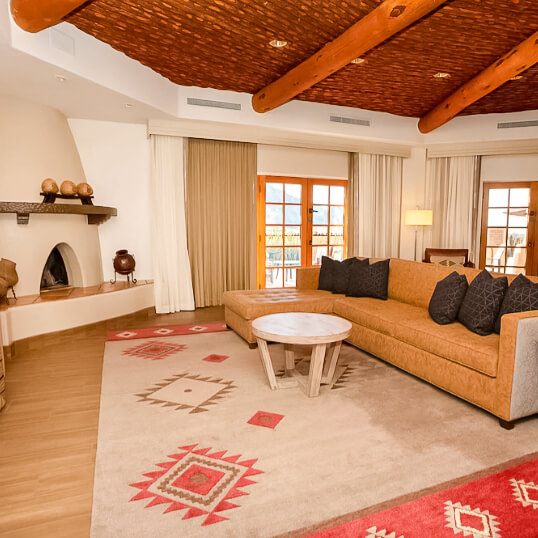 Southwestern Rugs Image