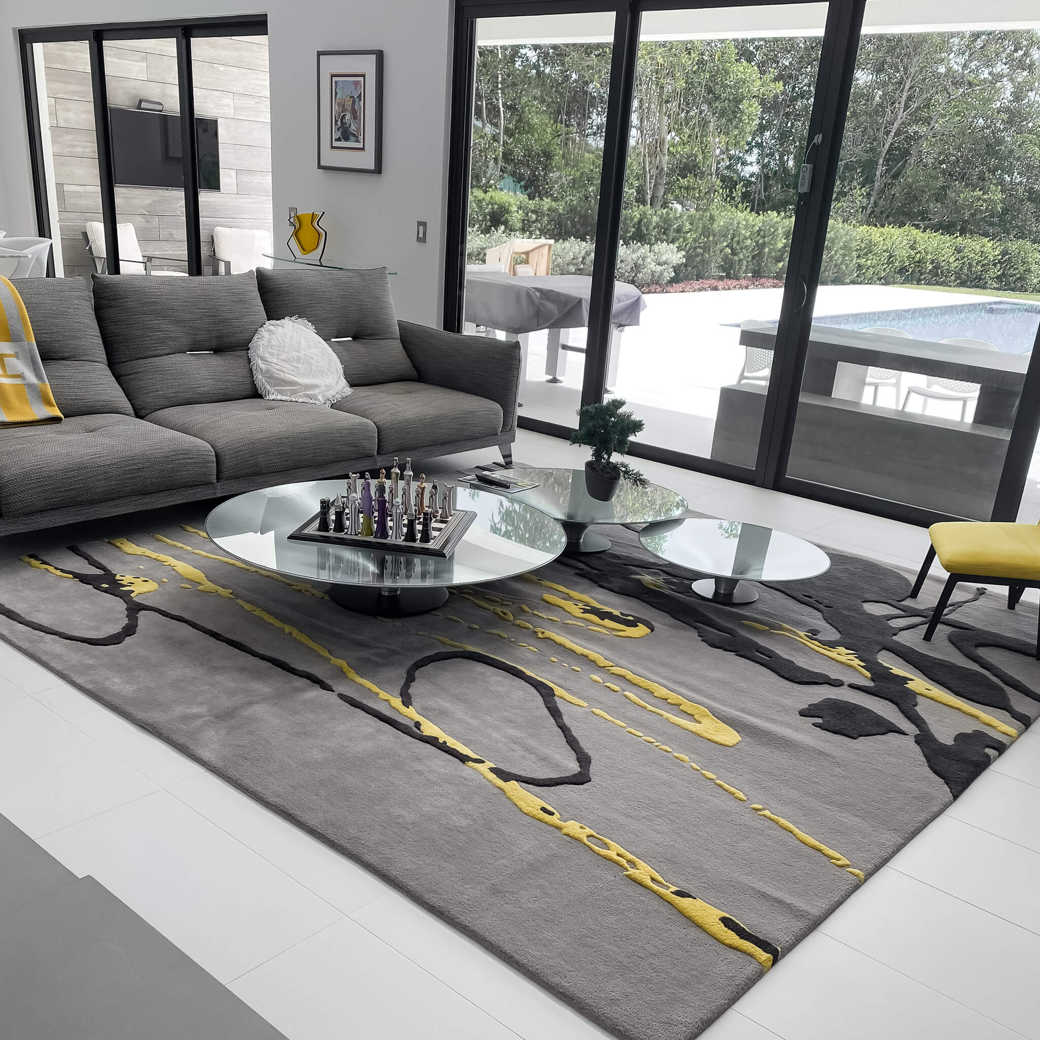 Gray Rugs Image