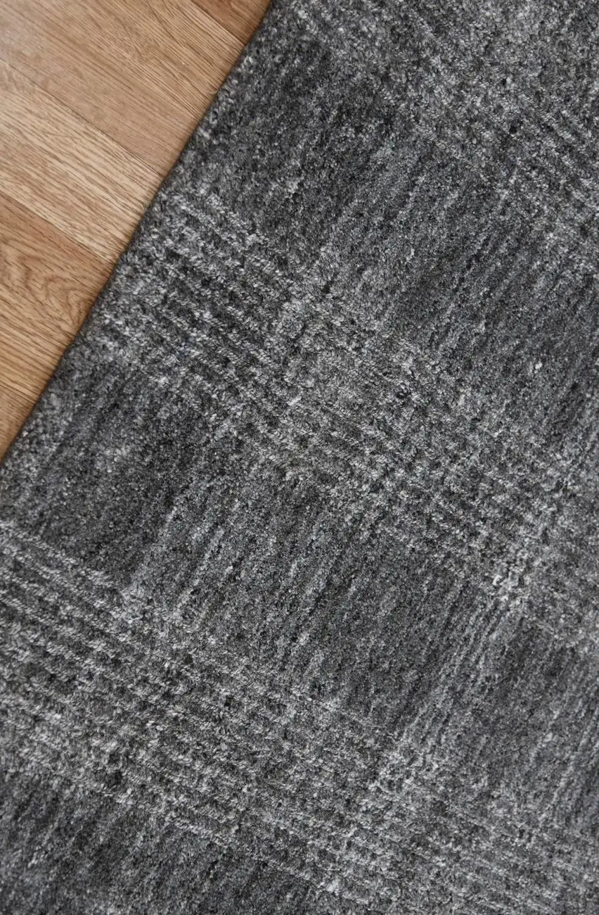 Modern Loom Brooklyn Gray Hand Woven Silk Rug
