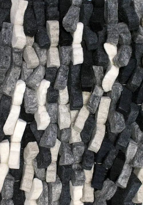 Cobblestone Black / White / Coal / Silver / Charcoal Felt Shag Rug
